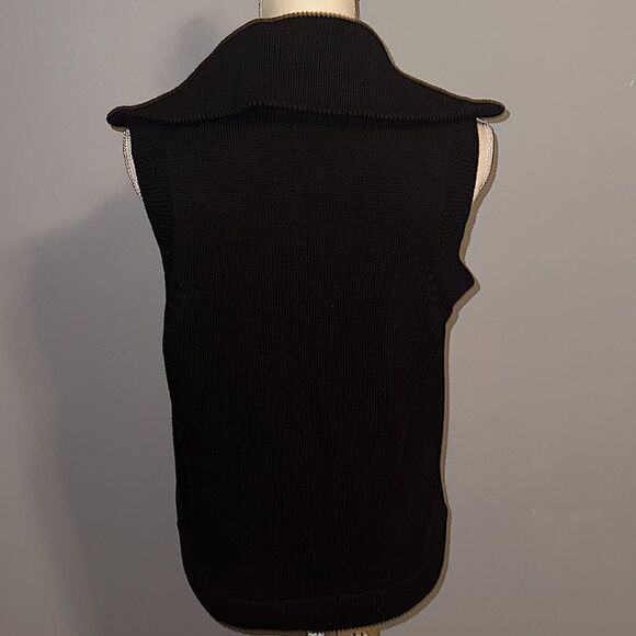🔥Michael Michael Kors Sweater Back Puffer Vest! - Picture 6 of 12